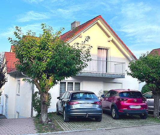 Hettenshausen - 2-Zimmer Wohnung mit 2 Balkonen und Außenstellplatz